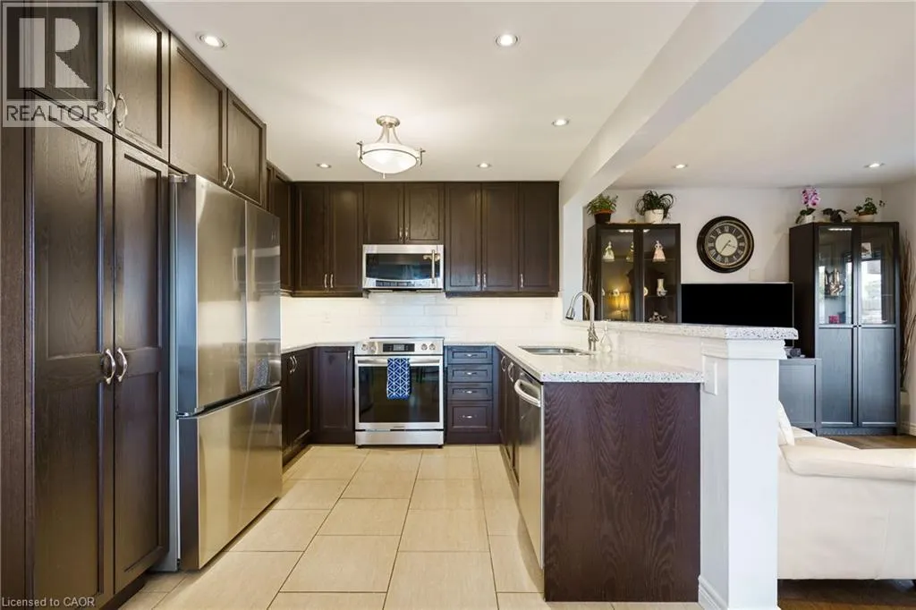 615 RYMAL Road E Unit# 49, #49