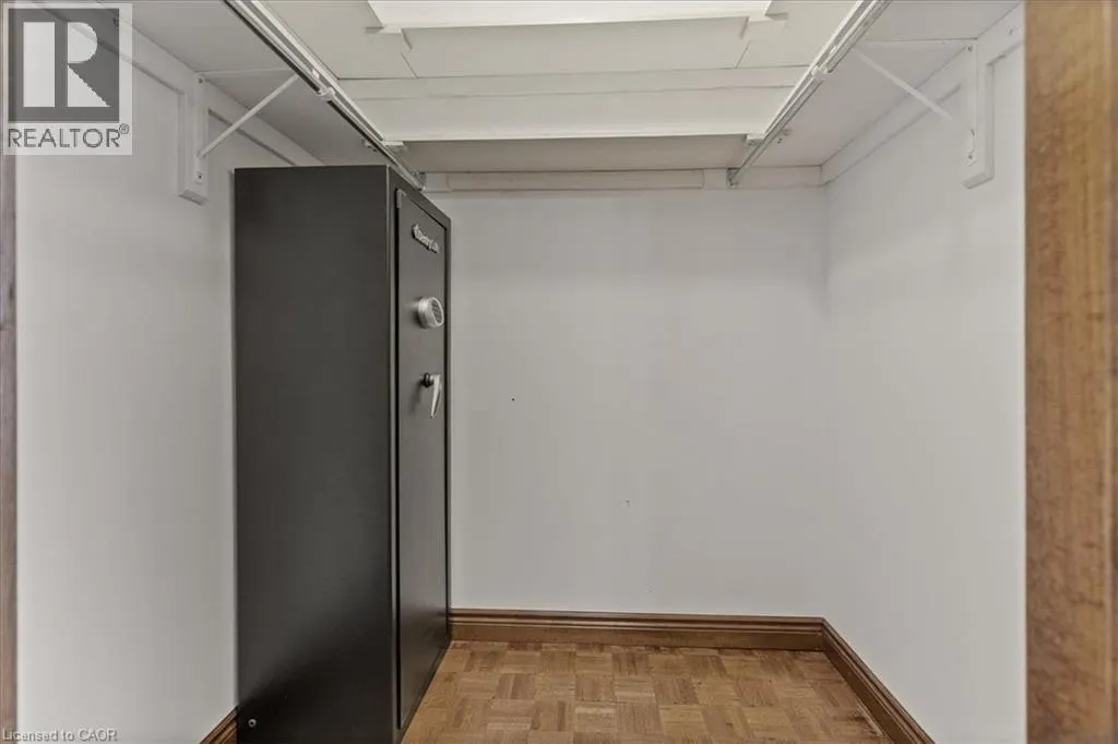 83 HAZELWOOD Crescent