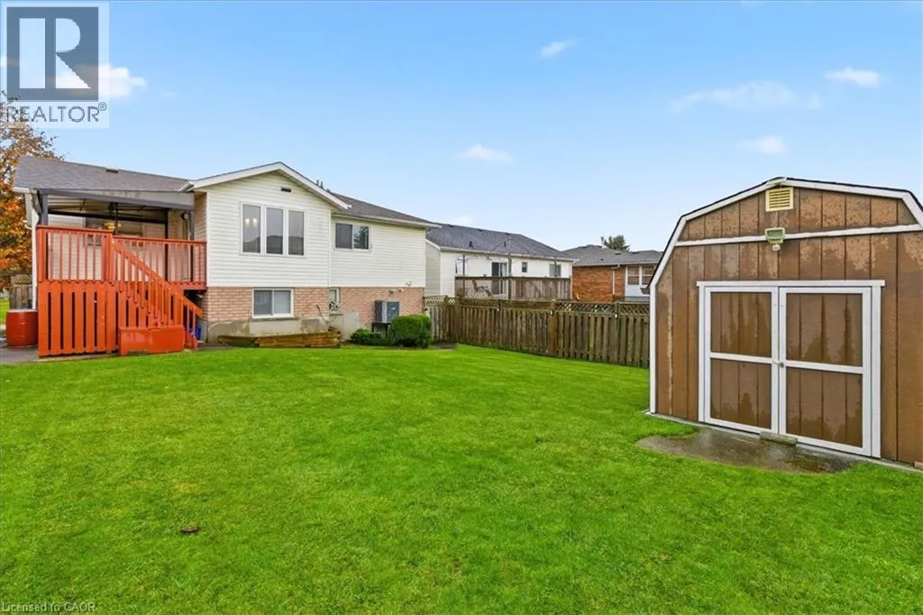 83 HAZELWOOD Crescent