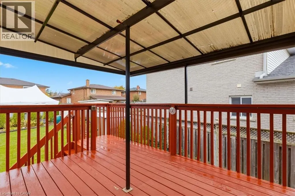 83 HAZELWOOD Crescent