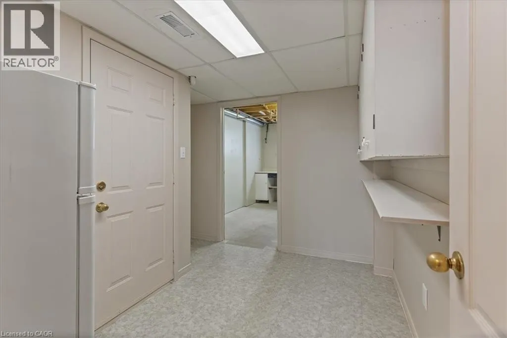 83 HAZELWOOD Crescent