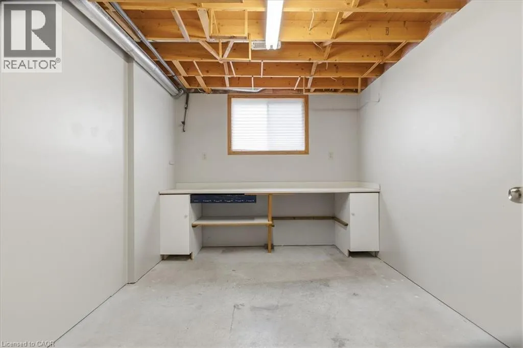 83 HAZELWOOD Crescent