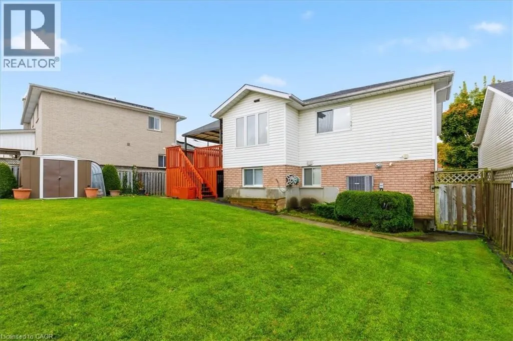 83 HAZELWOOD Crescent