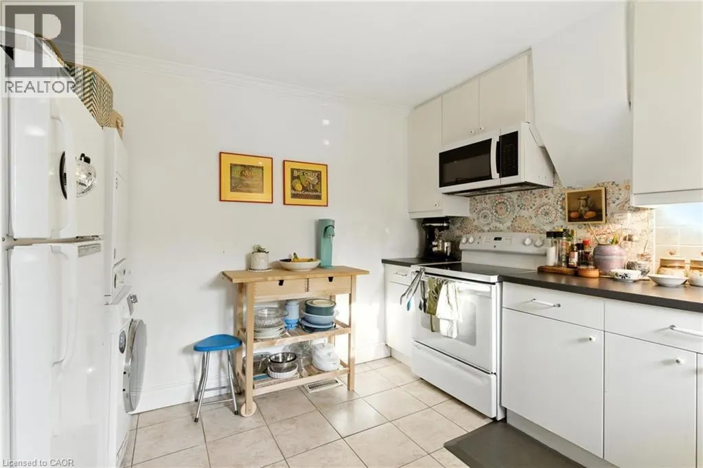 346 HUNTER Street W