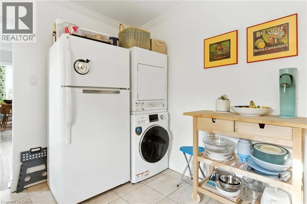 346 HUNTER Street W