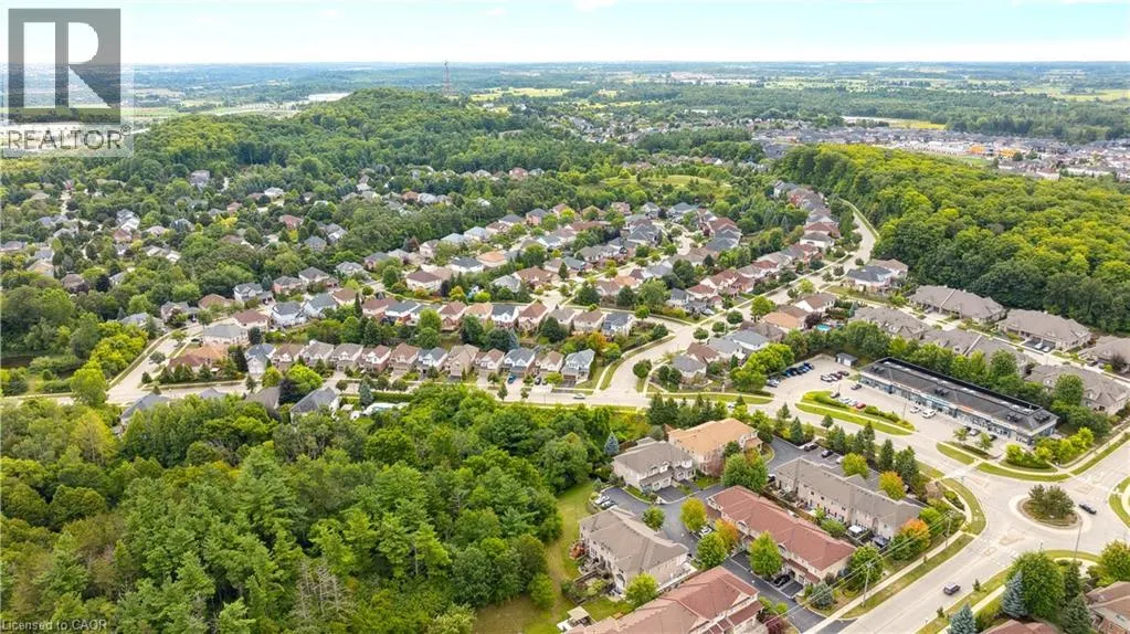 28 DOON MILLS Drive Unit# 9, #9