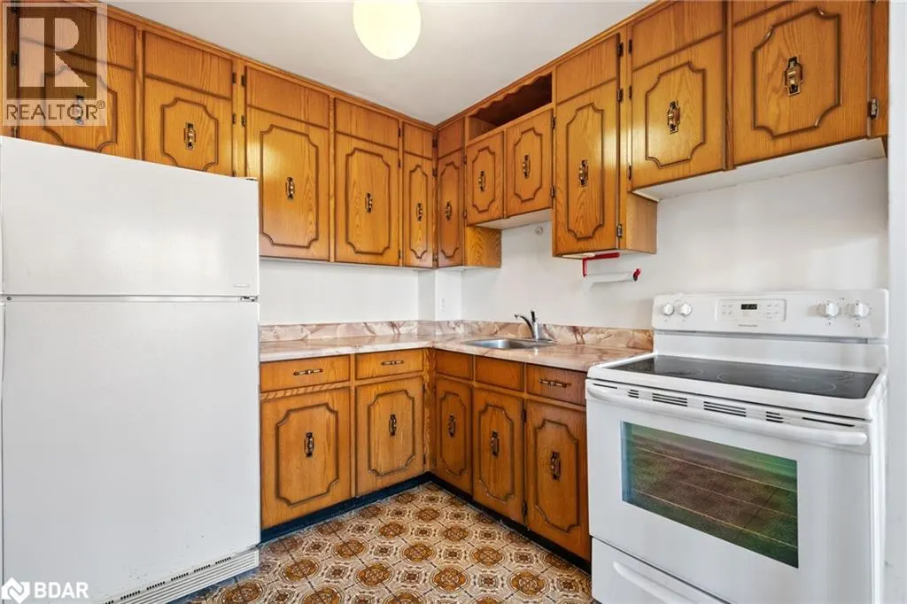 8 KINSDALE Boulevard Unit# 35, #35