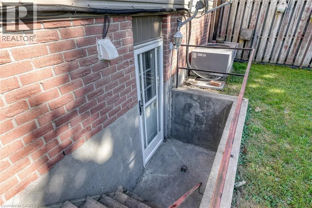 1068 CREE Avenue