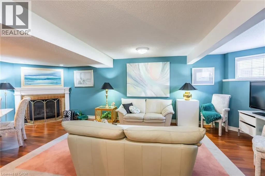 1508 UPPER MIDDLE Road Unit# 6, #6