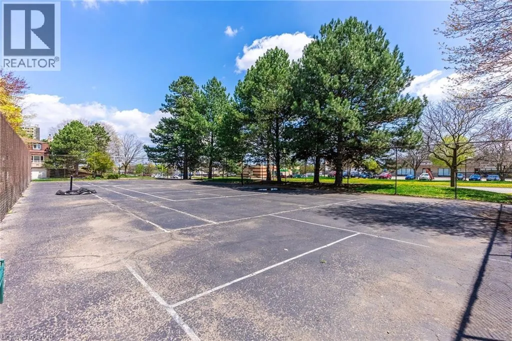 1508 UPPER MIDDLE Road Unit# 6, #6