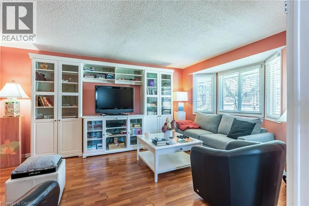 1508 UPPER MIDDLE Road Unit# 6, #6