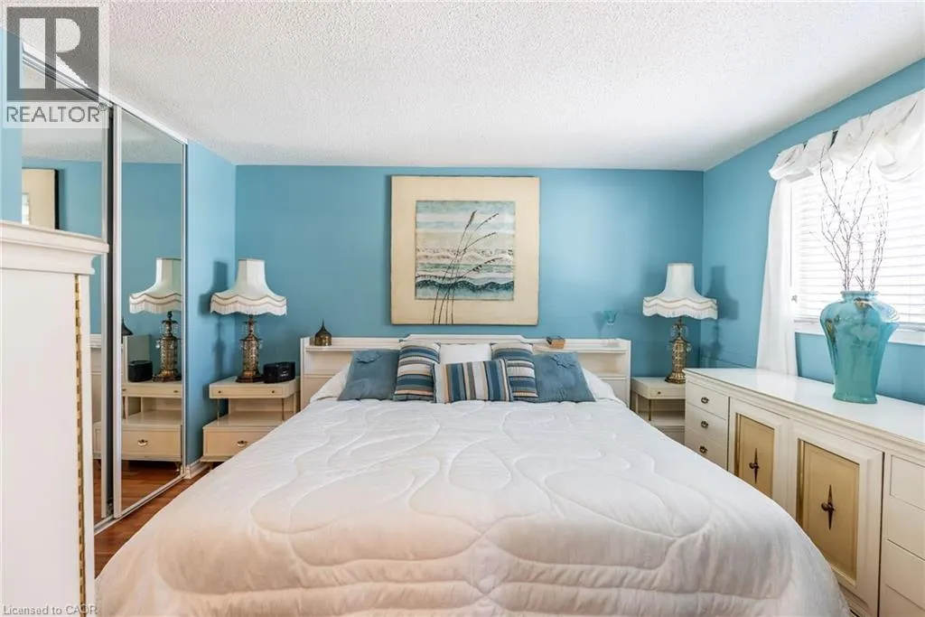 1508 UPPER MIDDLE Road Unit# 6, #6