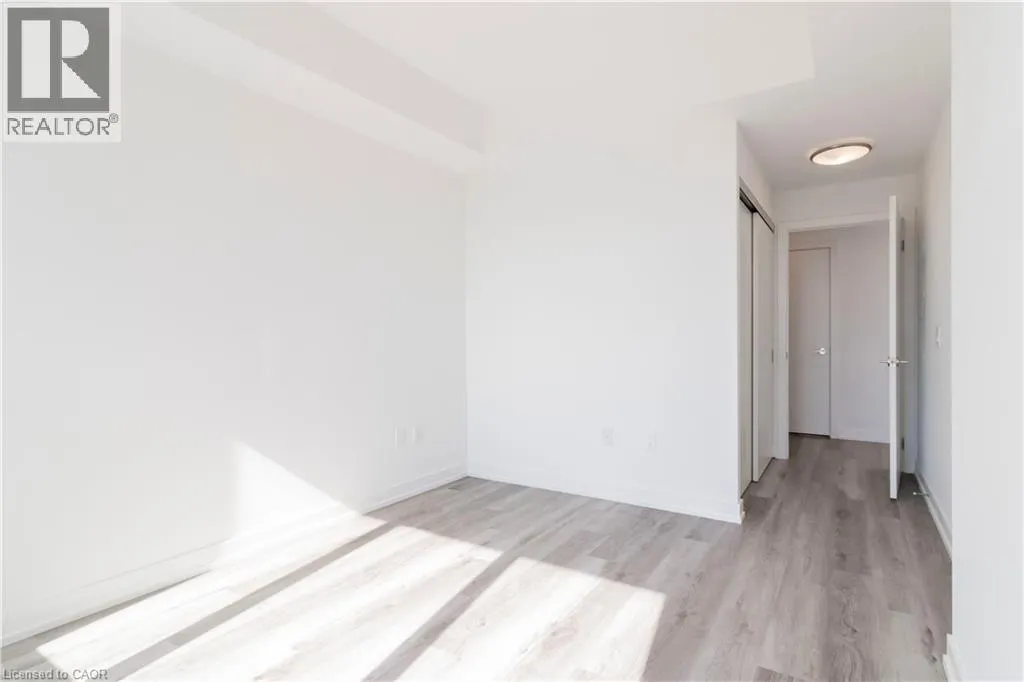 15 WELLINGTON Street S Unit# 1406, #1406
