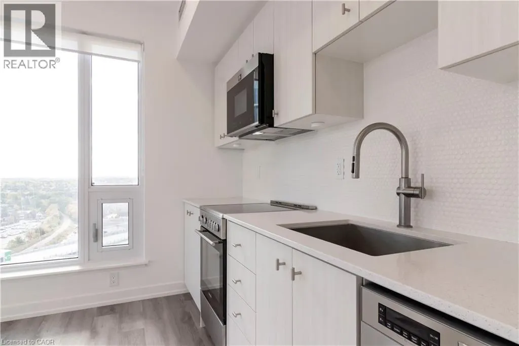15 WELLINGTON Street S Unit# 1406, #1406