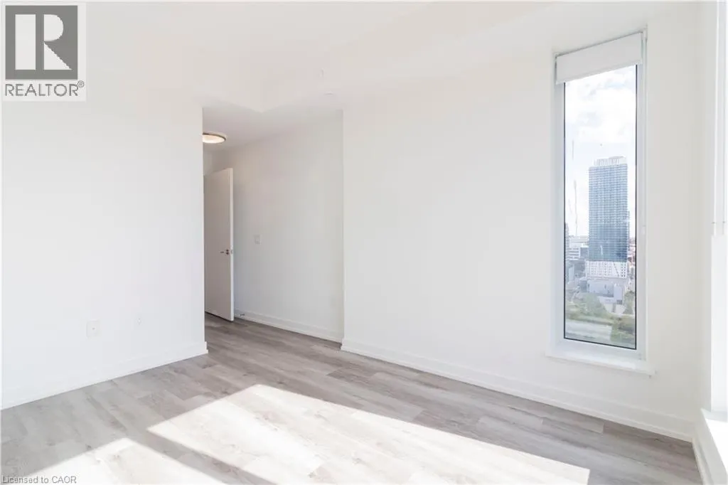 15 WELLINGTON Street S Unit# 1406, #1406
