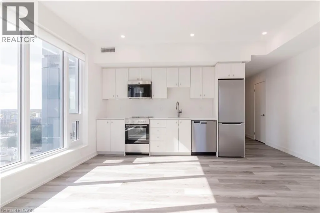15 WELLINGTON Street S Unit# 1406, #1406