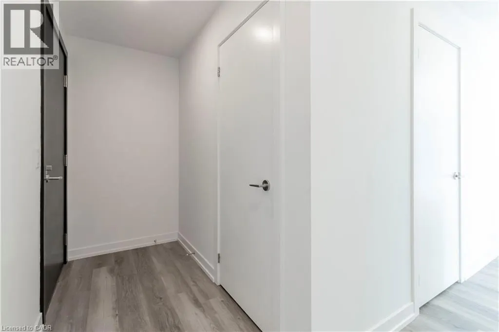 15 WELLINGTON Street S Unit# 1406, #1406