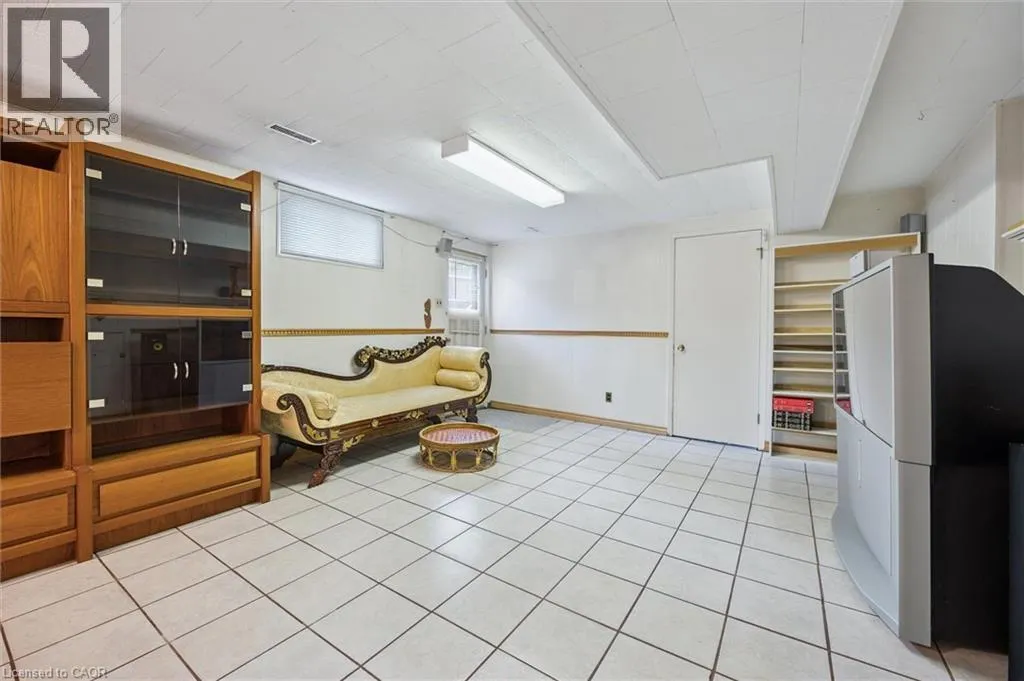 85 CHRISTOPHER Drive