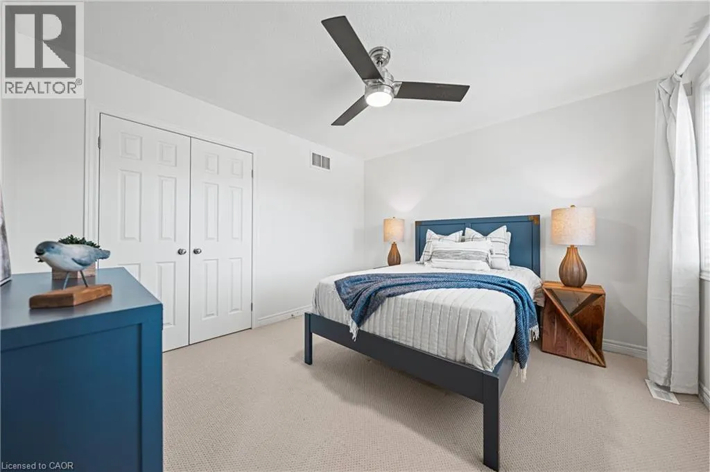 917 FUNG Place