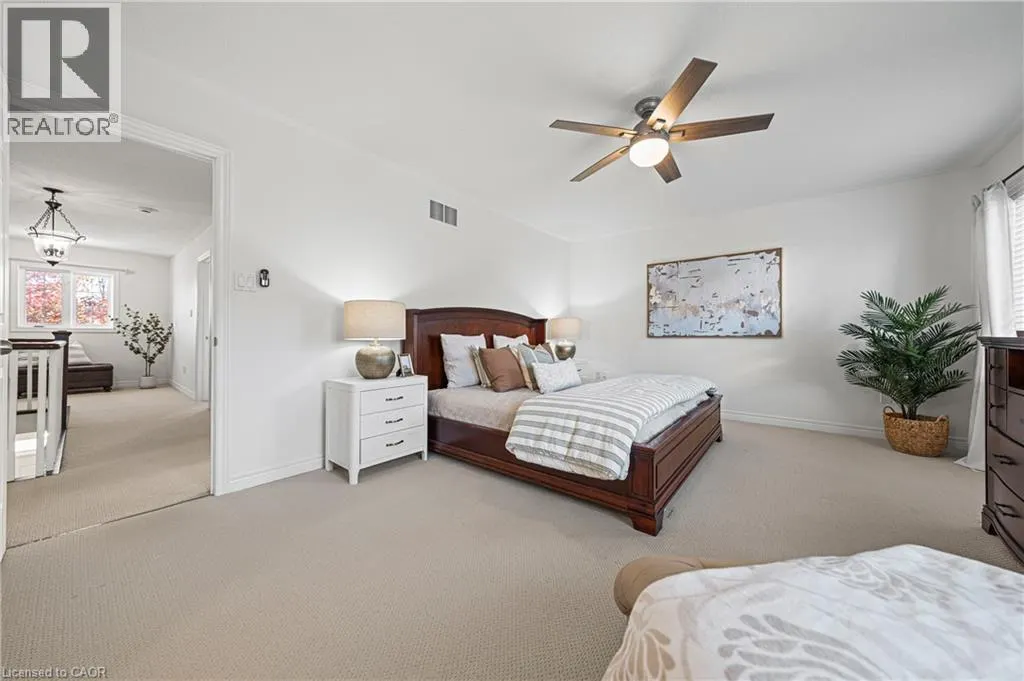917 FUNG Place