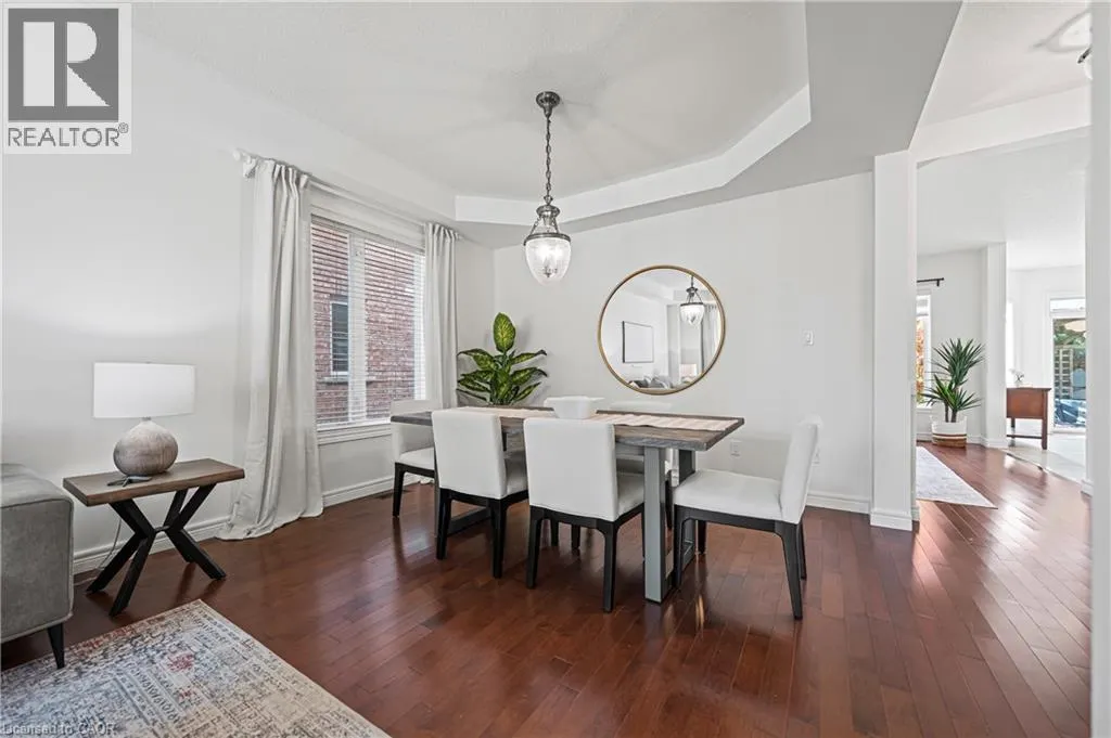917 FUNG Place
