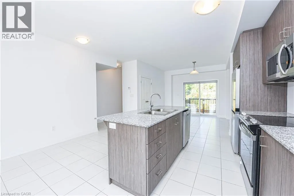 48 WINDTREE Way