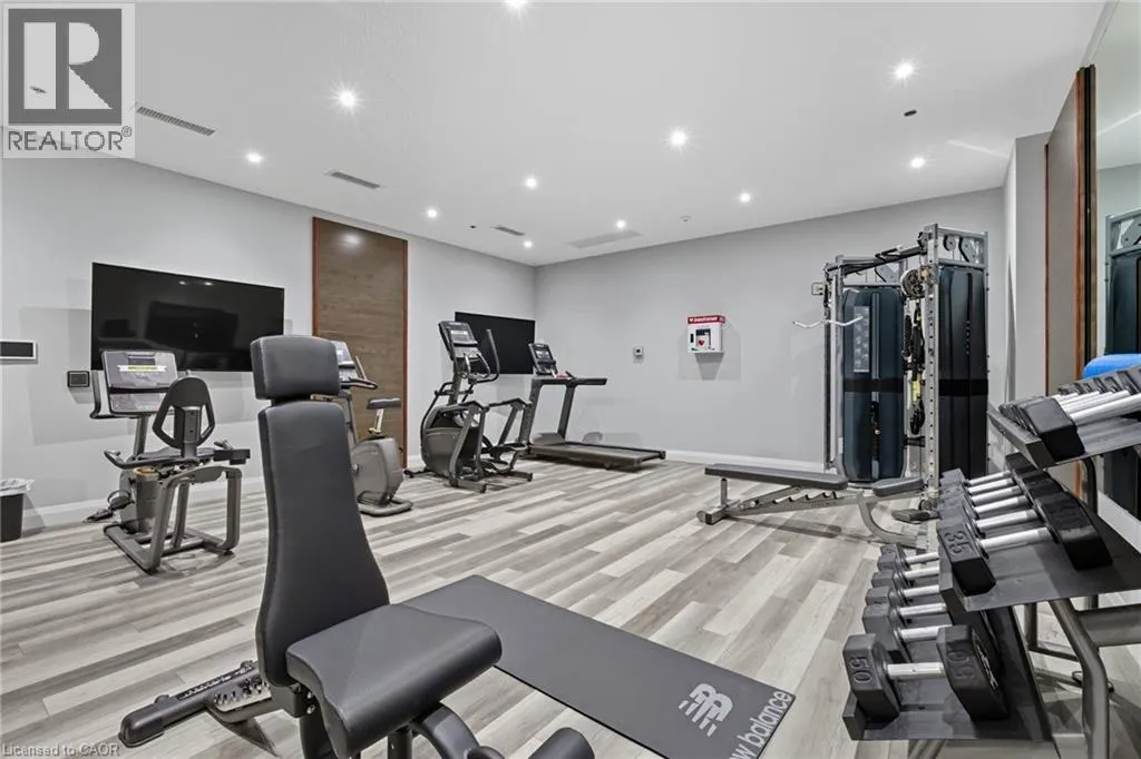 1 REDFERN Avenue Unit# 426, #426