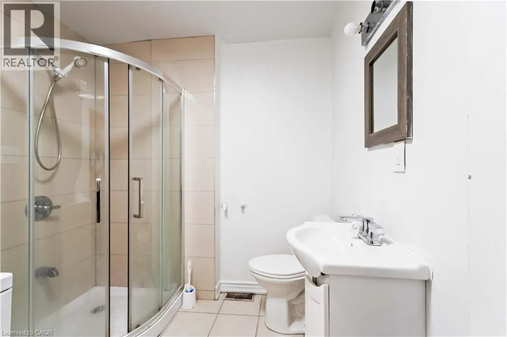 750 BARTON Street E Unit# 2, #2