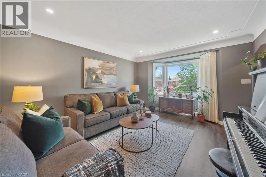 327 EAST 31ST Street