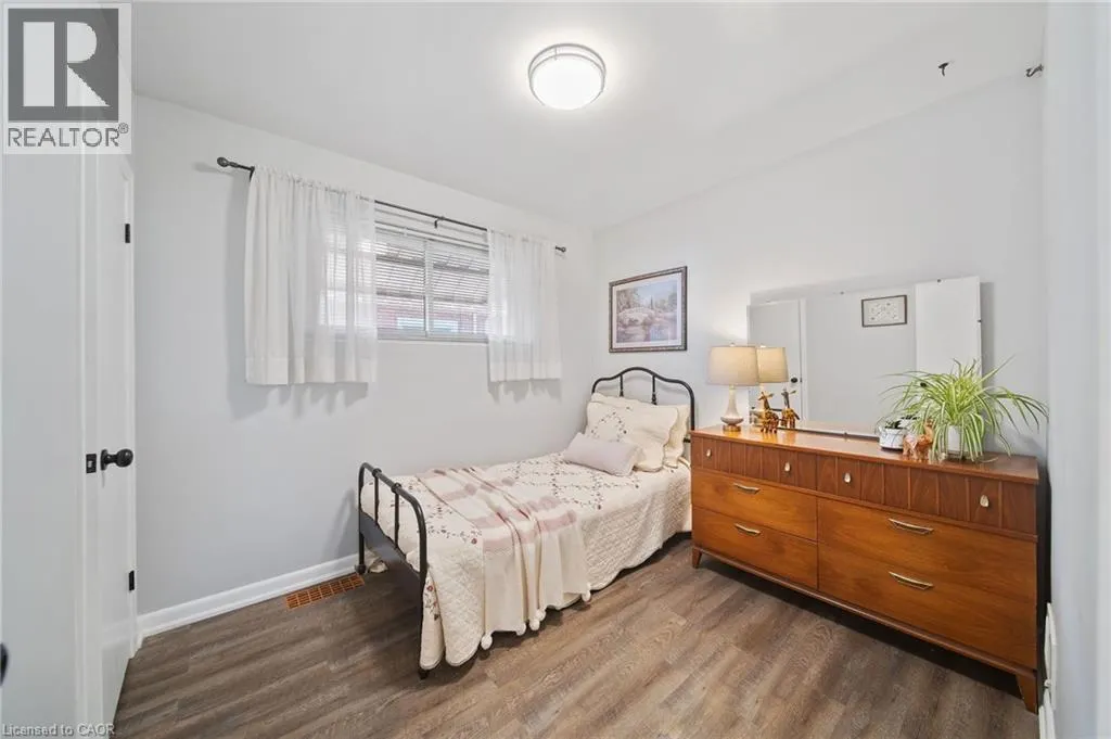 327 EAST 31ST Street