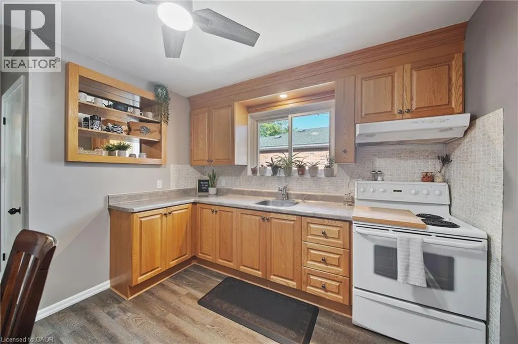 327 EAST 31ST Street