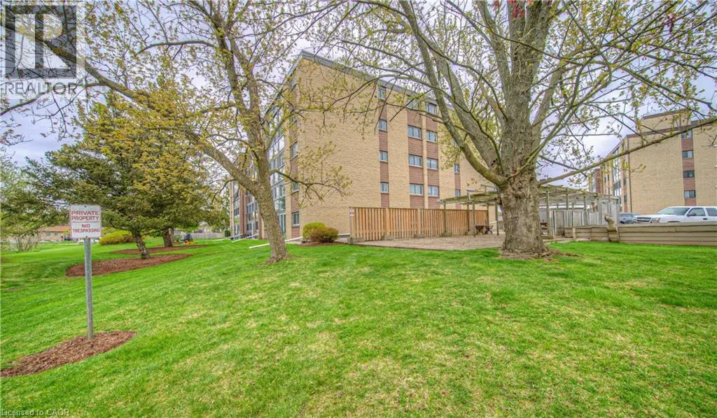 400 CHAMPLAIN Boulevard Unit# 406, #406