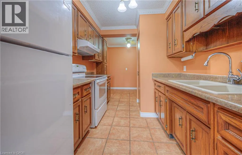 400 CHAMPLAIN Boulevard Unit# 406, #406