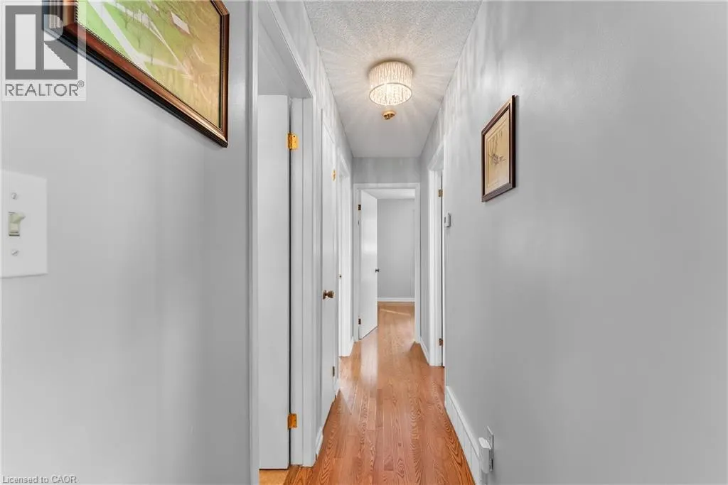 36 VINTAGE Crescent