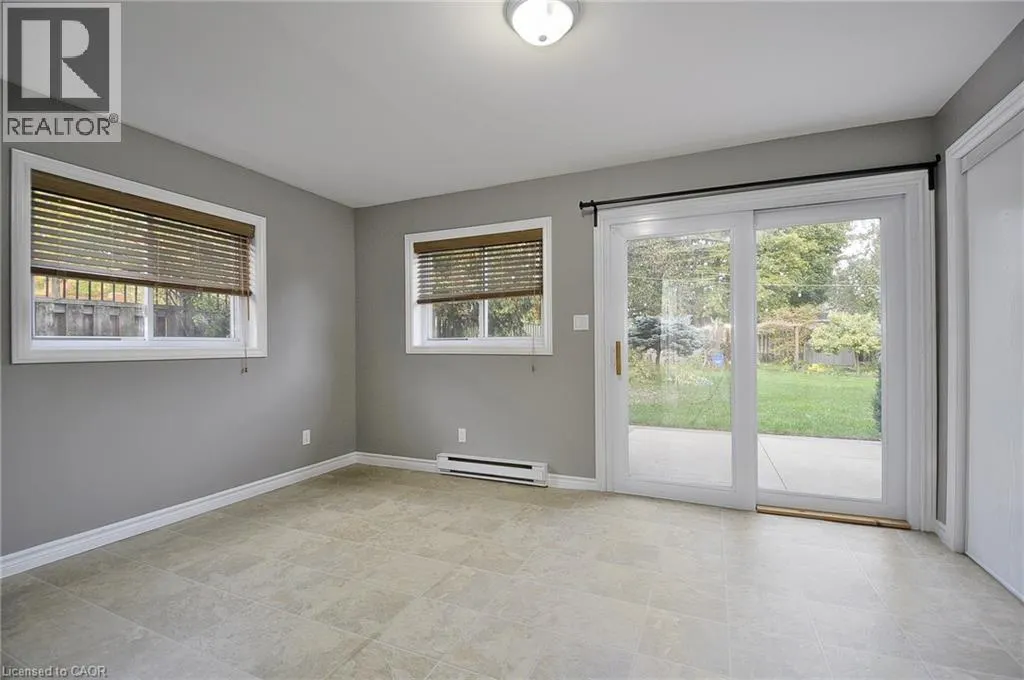 1029 VALENTINE Drive Unit# B, #B