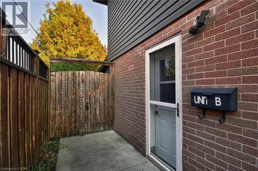 1029 VALENTINE Drive Unit# B, #B