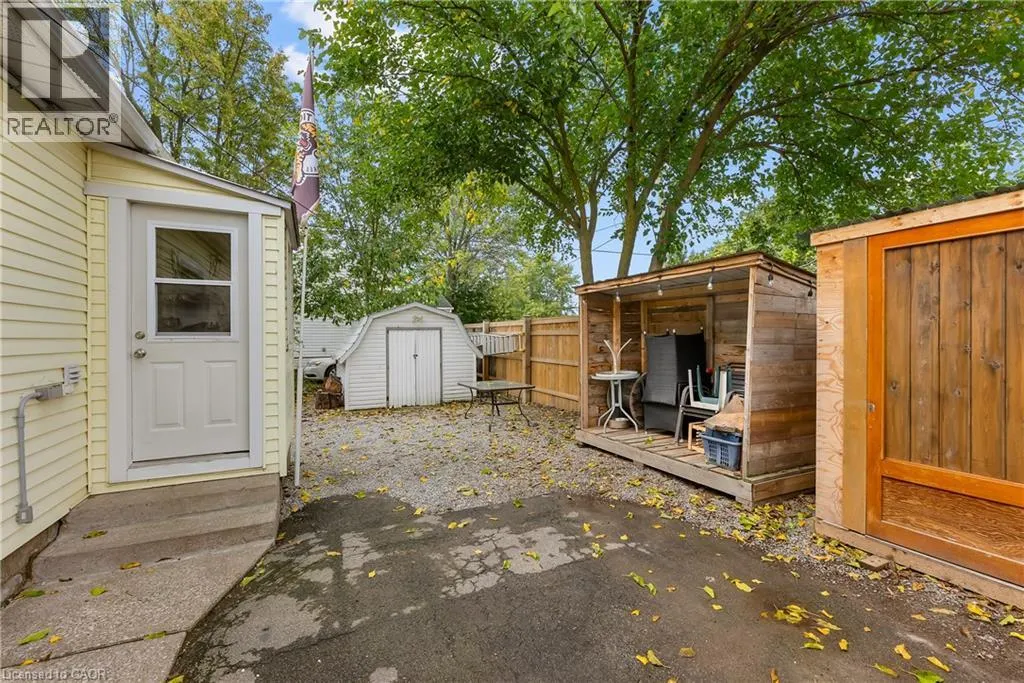 176 IDYLEWYLDE Street