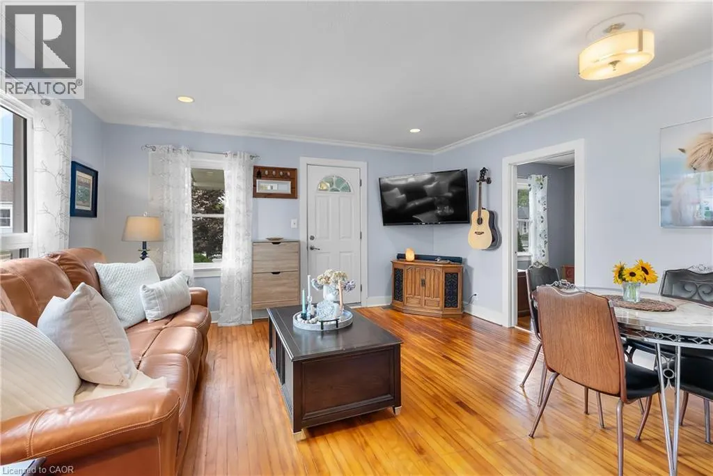 176 IDYLEWYLDE Street