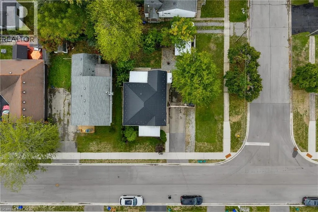176 IDYLEWYLDE Street