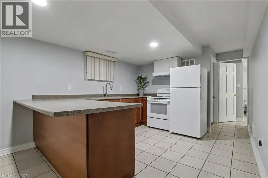180 LENA Crescent