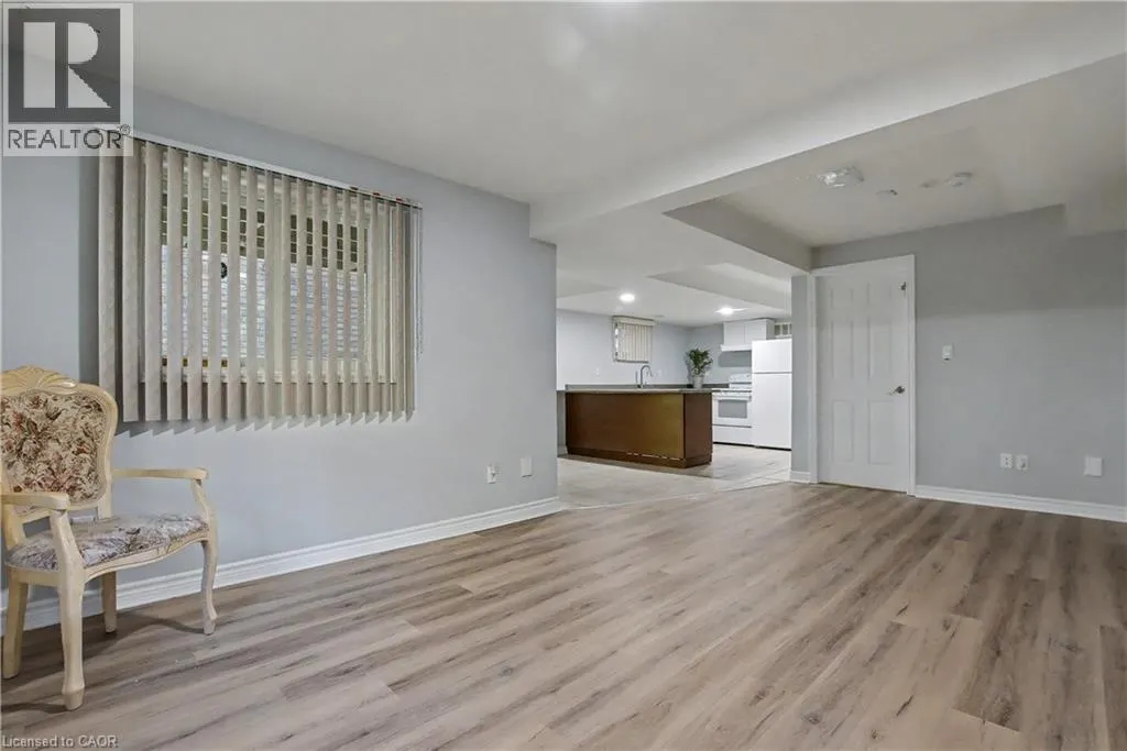 180 LENA Crescent