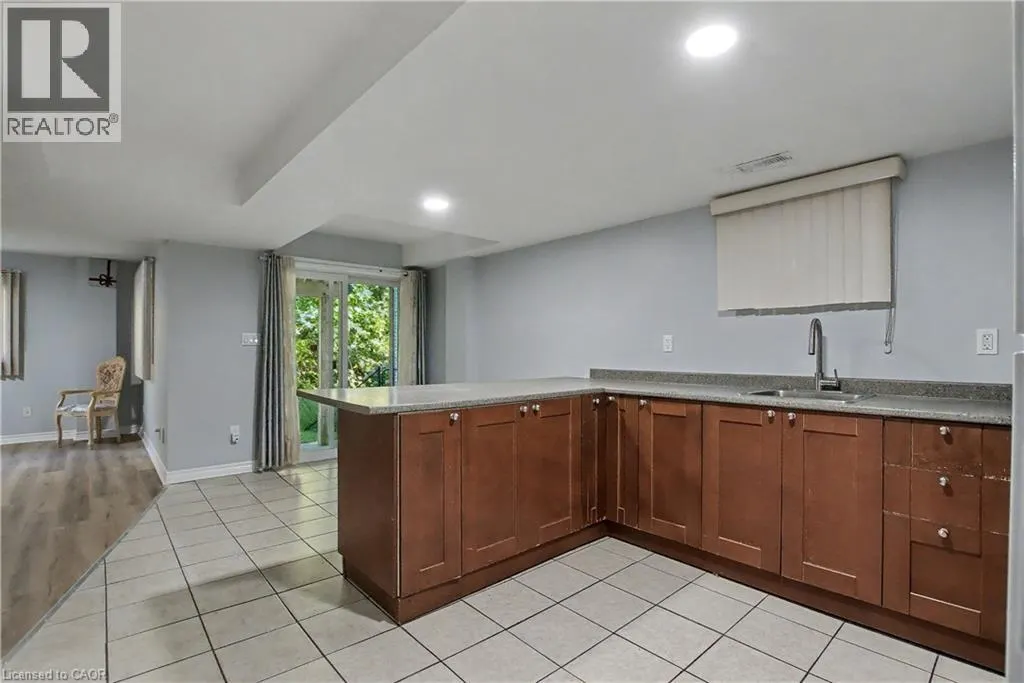 180 LENA Crescent