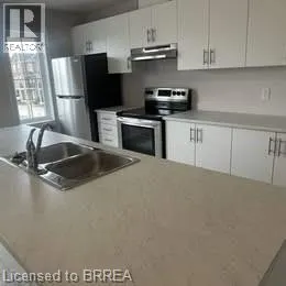677 PARK ROAD NORTH Road Unit# 16, #16