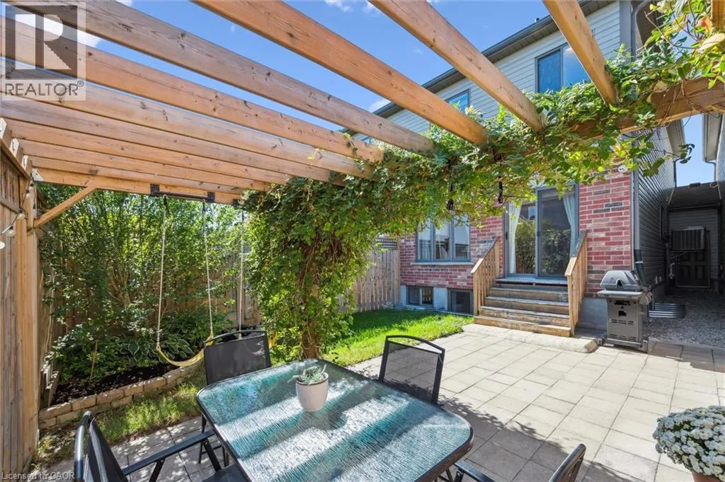 25 SANDYBAY Avenue