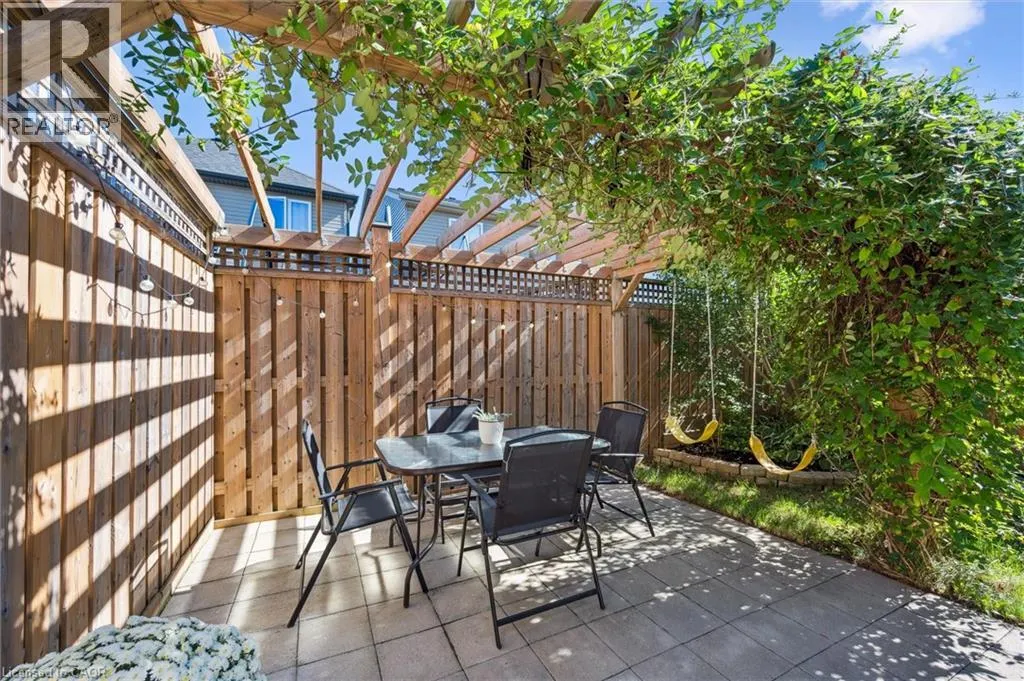 25 SANDYBAY Avenue