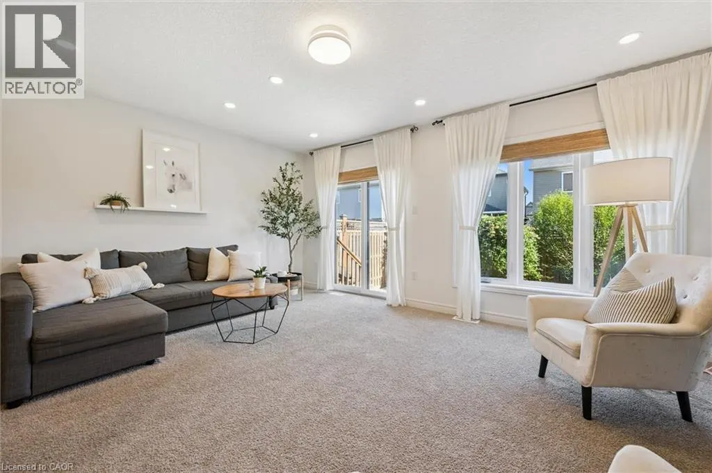 25 SANDYBAY Avenue