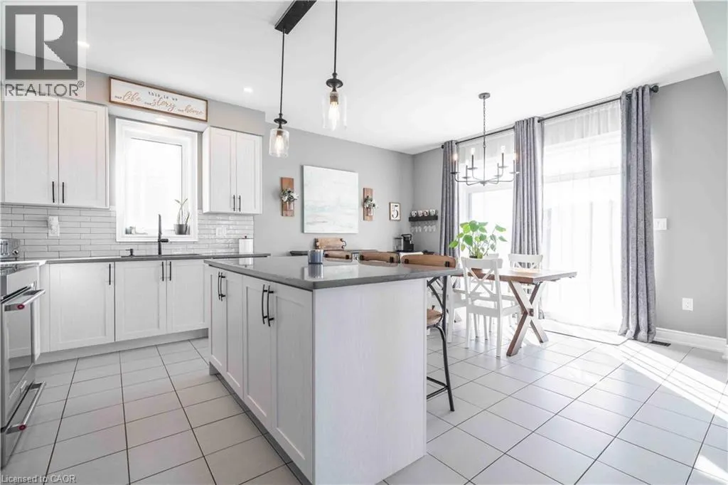 253 KINSMAN DRIVE Drive