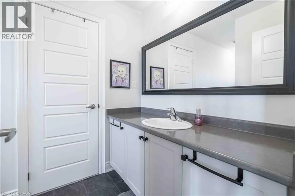 253 KINSMAN DRIVE Drive