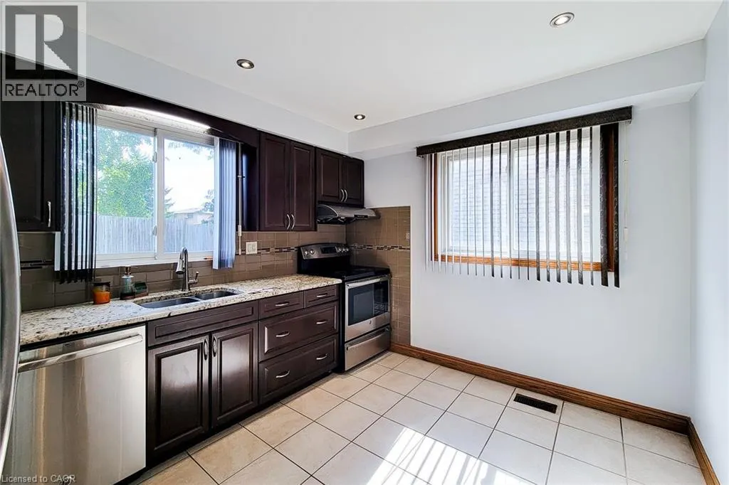 535 UPPER HORNING Road
