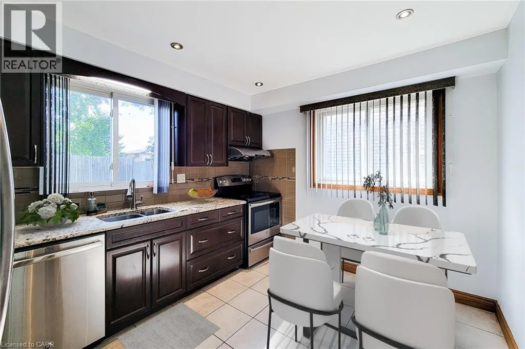 535 UPPER HORNING Road